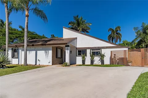 20401 SW 125th Ave, Miami, FL 33177