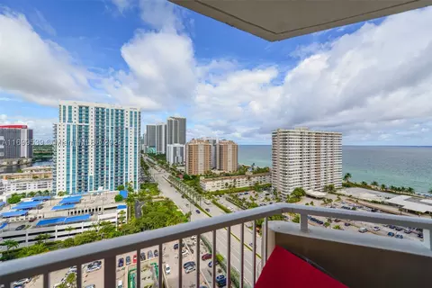 1985 S Ocean Dr #19K, Hallandale Beach, FL 33009