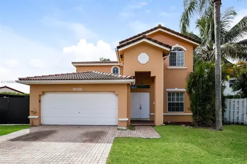 9016 SW 169th Ave, Miami, FL 33196