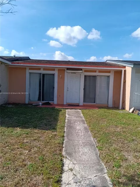 21442 NW 40th Cir Ct, Miami Gardens, FL 33055