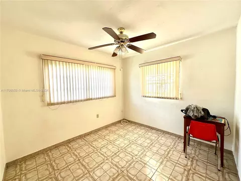 Bedroom - 480 W 37th St, Hialeah, FL 33012 photo 6 of 11