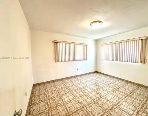 Bedroom - 480 W 37th St, Hialeah, FL 33012 photo 3 of 11