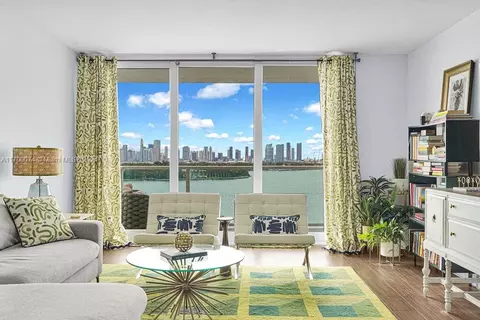 1000 West Ave #1014, Miami Beach, FL 33139