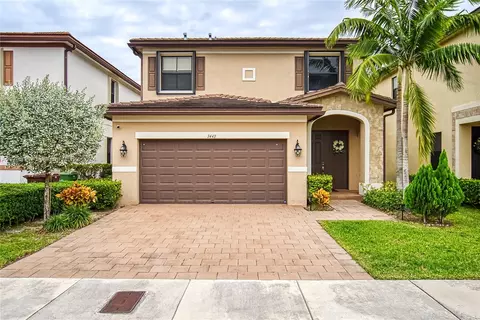 3443 W 100th Ter, Hialeah, FL 33018 photo 1