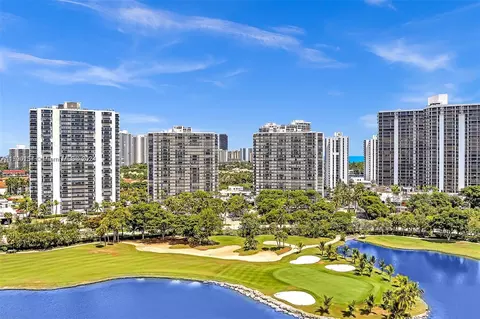 3731 N Country Club Dr #1123, Aventura, FL 33180