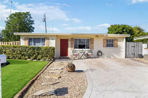 404 S 62nd Ter, Hollywood, FL 33023