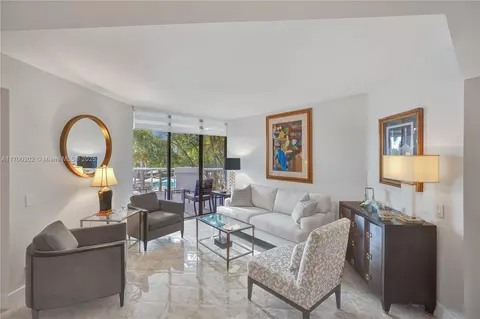 3610 Yacht Club Dr #210, Aventura, FL 33180