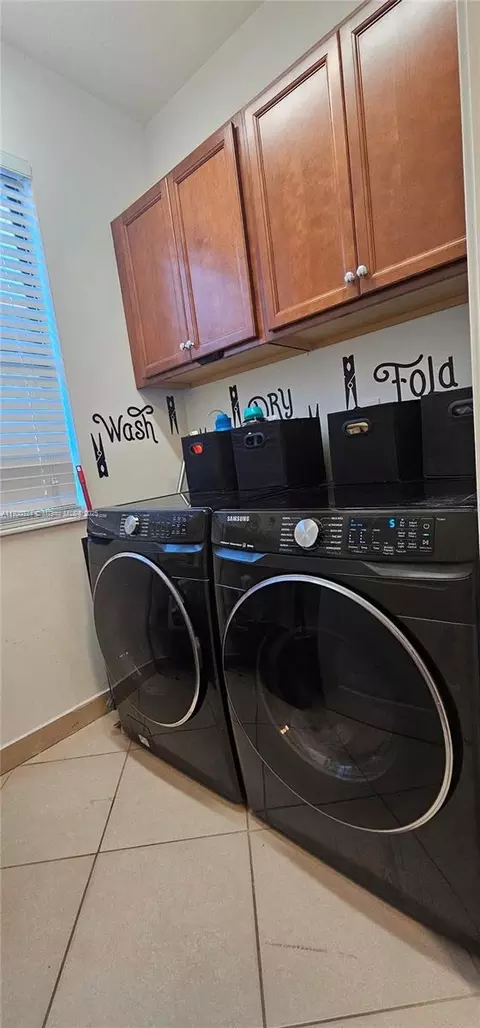 Other - 3218 W 97th Ter, Hialeah, FL 33018 photo 9 of 19