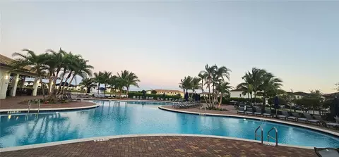 Exterior - 3218 W 97th Ter, Hialeah, FL 33018 photo 1 of 2