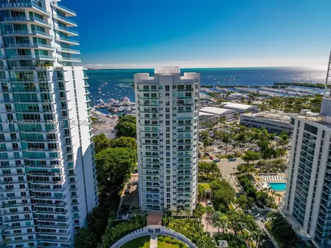 2645 S Bayshore Dr #1002, Miami, FL 33133