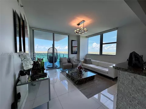 2641 N Flamingo Rd #2008N, Sunrise, FL 33323