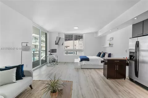 1900 N Bayshore Dr #3405, Miami, FL 33132