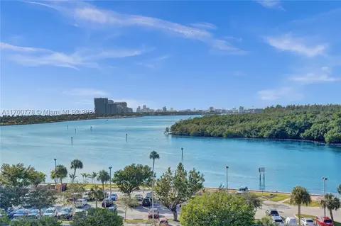 400 Kings Point Dr #708, Sunny Isles Beach, FL 33160