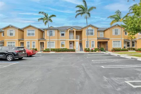 230 SE 29th Ave #26, Homestead, FL 33033