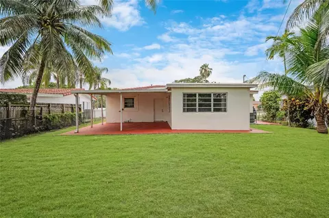 Exterior - 270 E 63rd St, Hialeah, FL 33013 photo 4 of 7