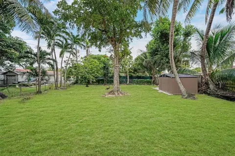 Exterior - 270 E 63rd St, Hialeah, FL 33013 photo 5 of 7