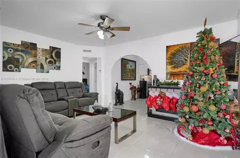 5351 E 2nd Ave, Hialeah, FL 33013 photo 26