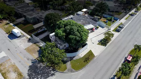 5351 E 2nd Ave, Hialeah, FL 33013 photo 28