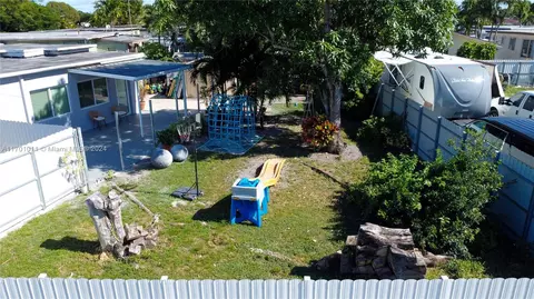 5351 E 2nd Ave, Hialeah, FL 33013 photo 27