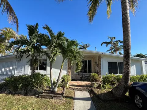 9761 Marlin Rd, Cutler Bay, FL 33157