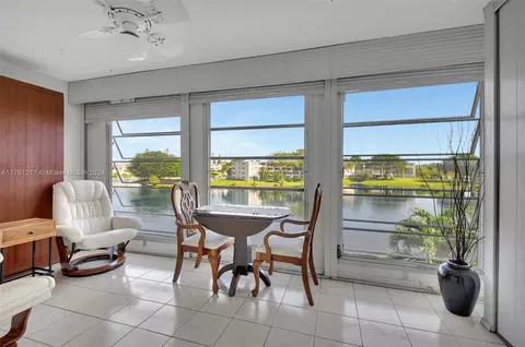 3108 E Cambridge E #3108, Deerfield Beach, FL 33442