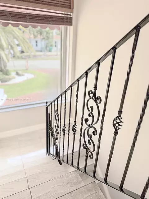19620 E Oakmont Dr, Hialeah, FL 33015 photo 36