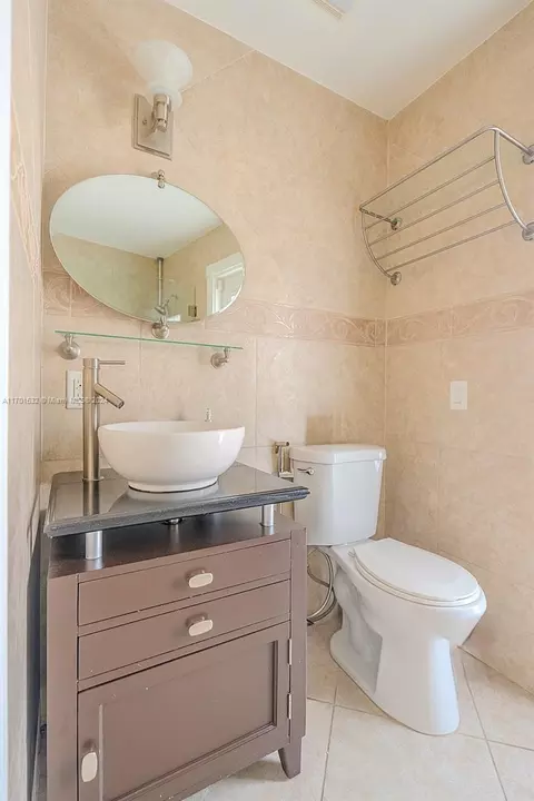 19620 E Oakmont Dr, Hialeah, FL 33015 photo 28