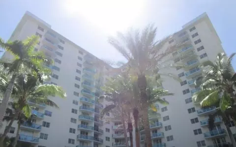 3801 S Ocean Dr #8U, Hollywood, FL 33019