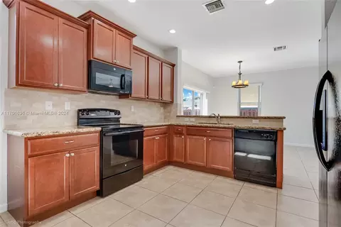 13174 SW 285th Ter, Homestead, FL 33033
