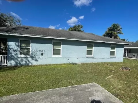 24463 SW 129th Pl, Homestead, FL 33032