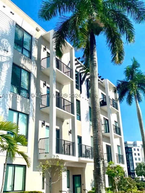 4636 NW 84th Ave #38, Doral, FL 33166