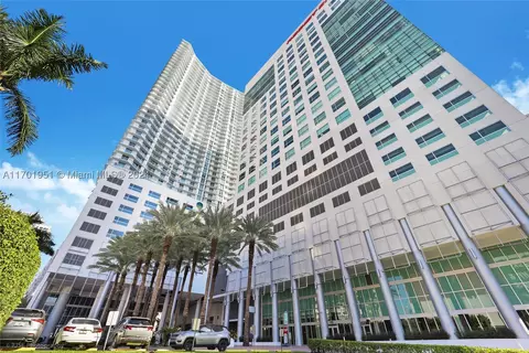 185 SW 7th St #1414, Miami, FL 33130