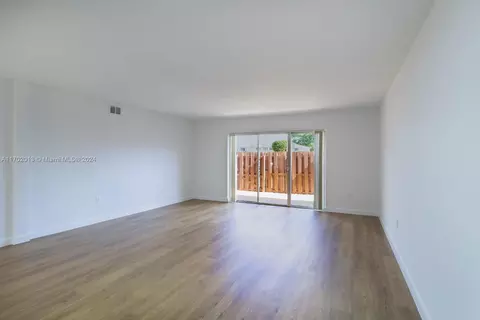 14921 SW 80th St #106, Miami, FL 33193