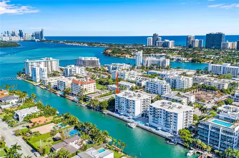 10000 W Bay Harbor Dr #401, Bay Harbor Islands, FL 33154