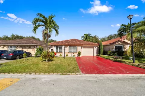 5359 NW 190th Ln, Miami Gardens, FL 33055