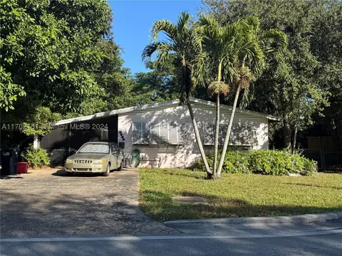 7831 SW 100th St, Miami, FL 33156