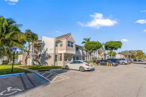 17330 NW 67th Pl #L-6, Hialeah, FL 33015