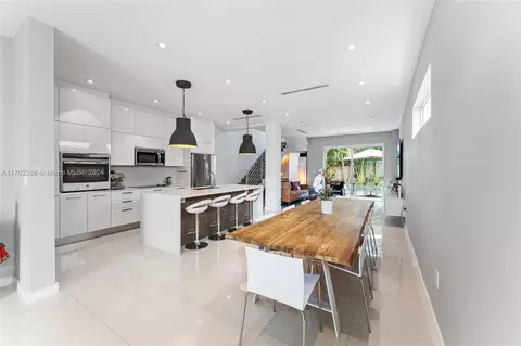 3027 Elizabeth St #3027, Miami, FL 33133