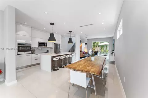 3027 Elizabeth St #3027, Miami, FL 33133