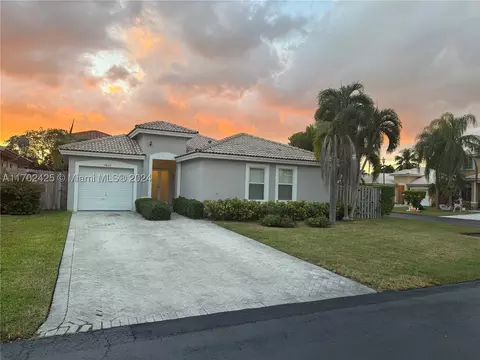 Undisclosed, Miami, FL 33196 photo 1