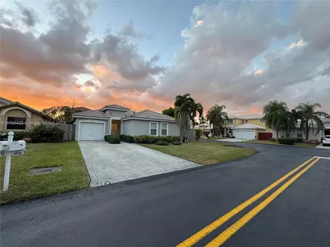 Undisclosed, Miami, FL 33196 photo 46