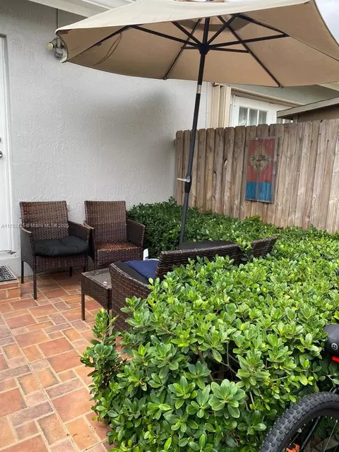 Undisclosed, Miami, FL 33196 photo 34