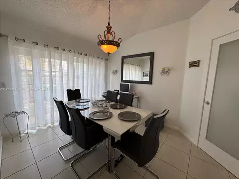 Undisclosed, Miami, FL 33196 photo 26
