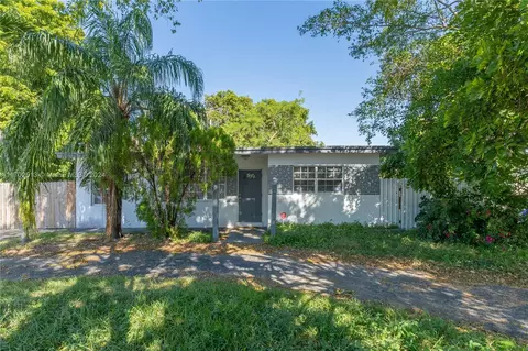 5731 Arthur St, Hollywood, FL 33021