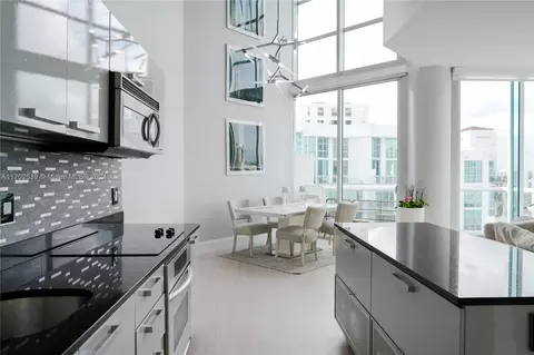 3131 NE 188th St #21207, Aventura, FL 33180