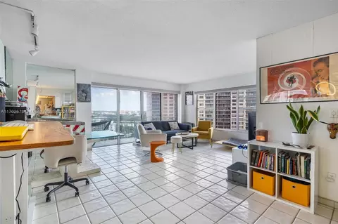 11111 Biscayne Blvd #15H, Miami, FL 33181