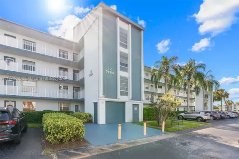7684 NW 18th St #305, Margate, FL 33063