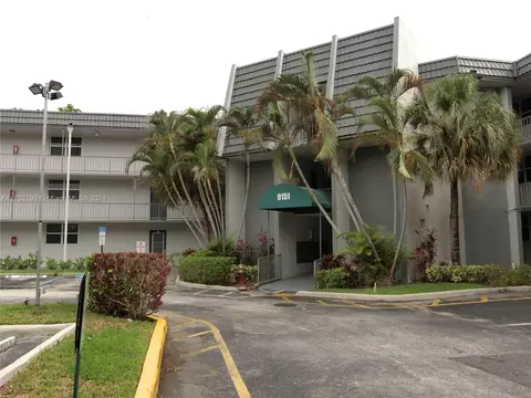 9151 Lime Bay Blvd #115, Tamarac, FL 33321