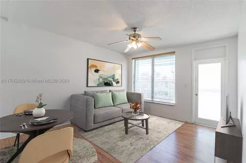 1150 Euclid Ave #205, Miami Beach, FL 33139