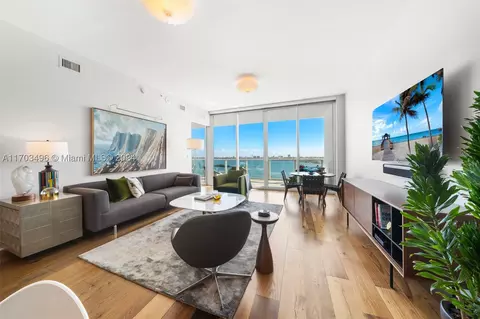 2020 N Bayshore Dr #2207, Miami, FL 33137